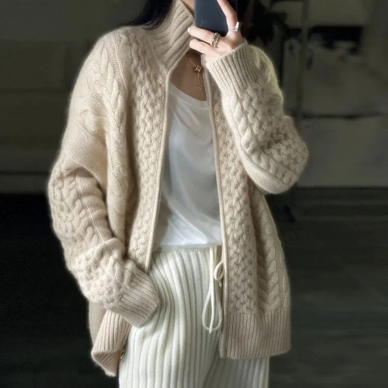 Confortable | Cardigan en maille torsadée
